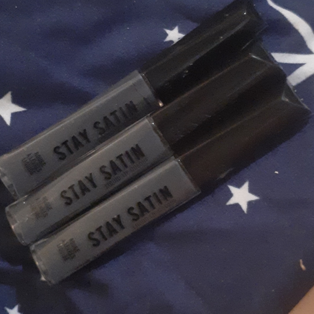 Stay satin liquid lip colour
